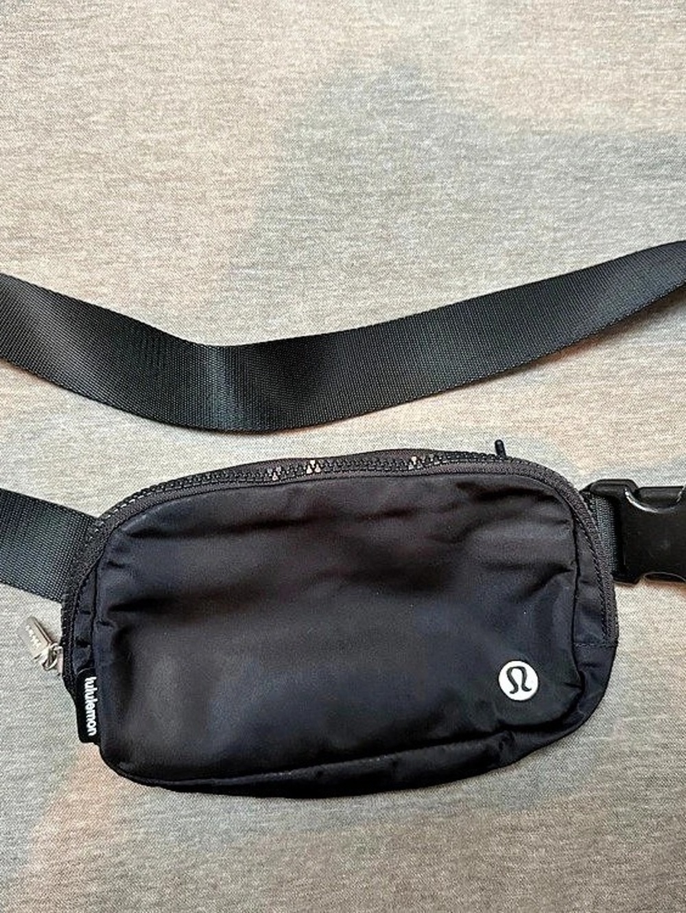 Lululemon Everywhere Belt Bag 1L Black